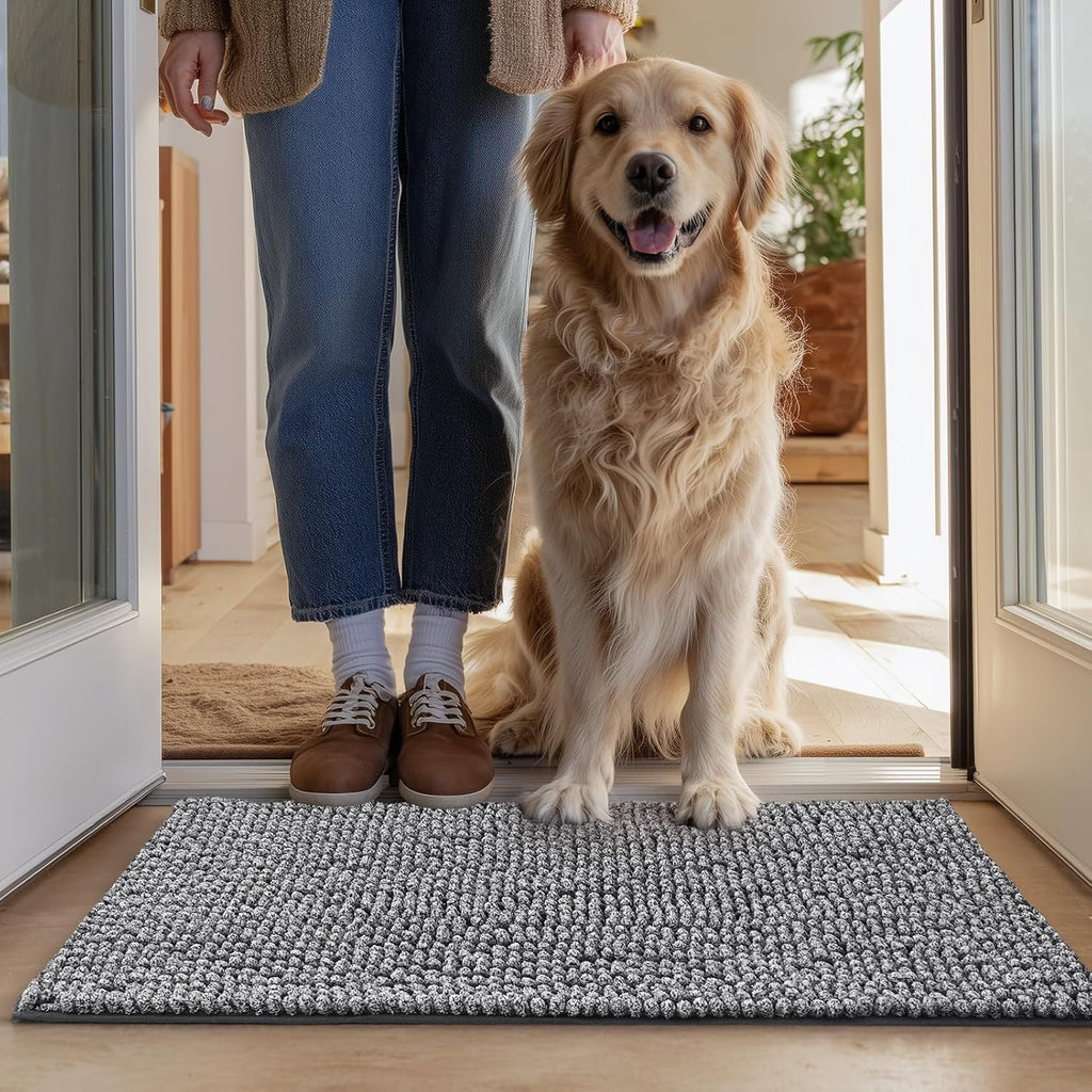 EHEYCIGA Super Absorbent Dog Door Mat for Muddy Paws 30x20 Inch Indoor, Front Doormat Outside Entrance, Quick Dry Chenille Washable Dog Crate Bed, Non-Slip Pet Rug Mud Mat Outdoor Entryway, Grey