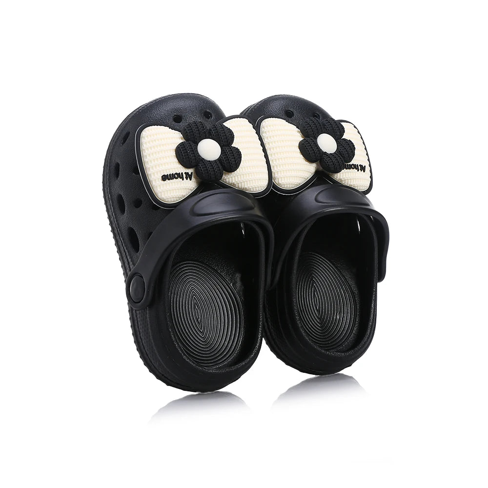 New Children's Slippers Waterproof Summer Outdoor Anti-Slip Beach Shoes for Boy Girl Fashion Garden Hole Shoes