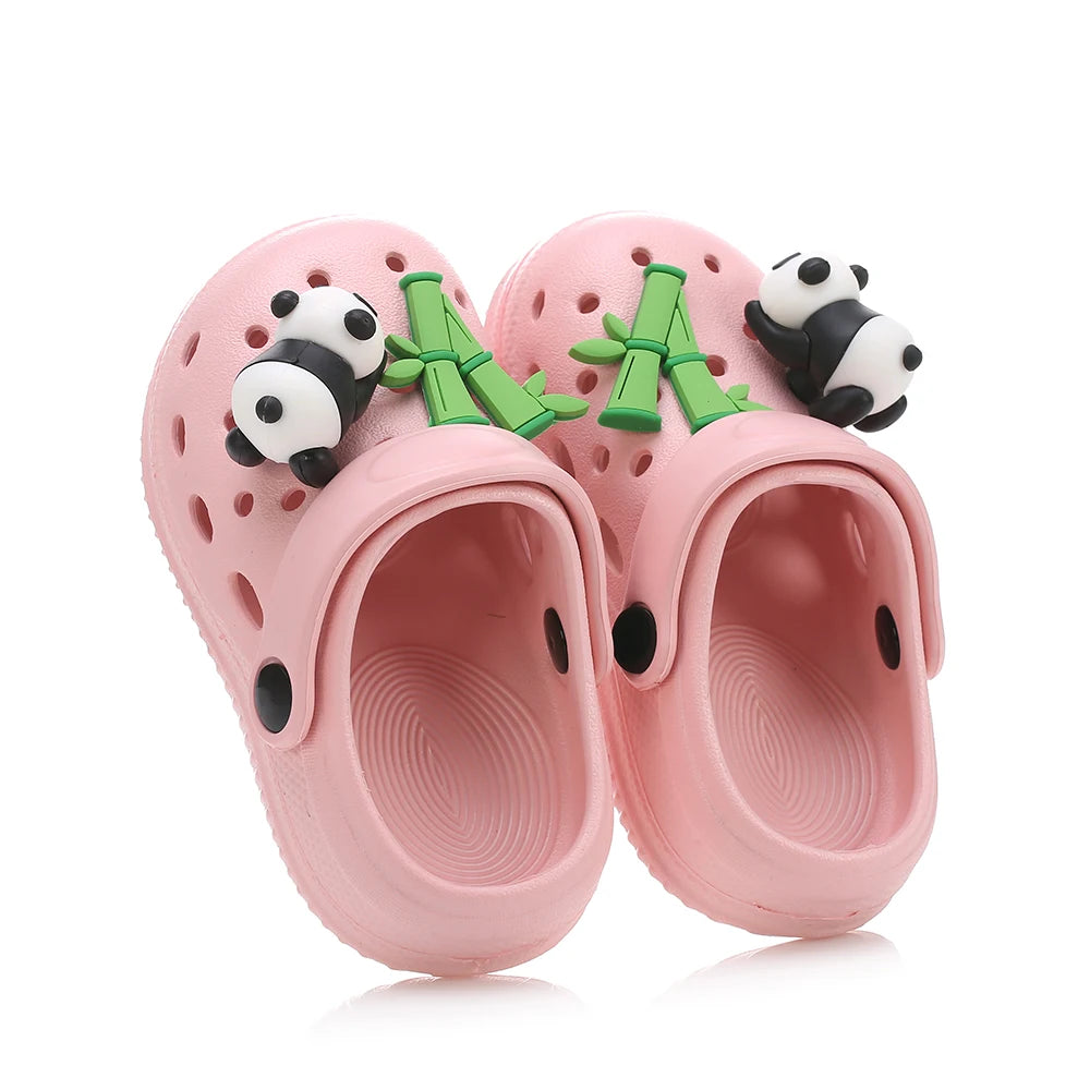 New Children's Slippers Waterproof Summer Outdoor Anti-Slip Beach Shoes for Boy Girl Fashion Garden Hole Shoes